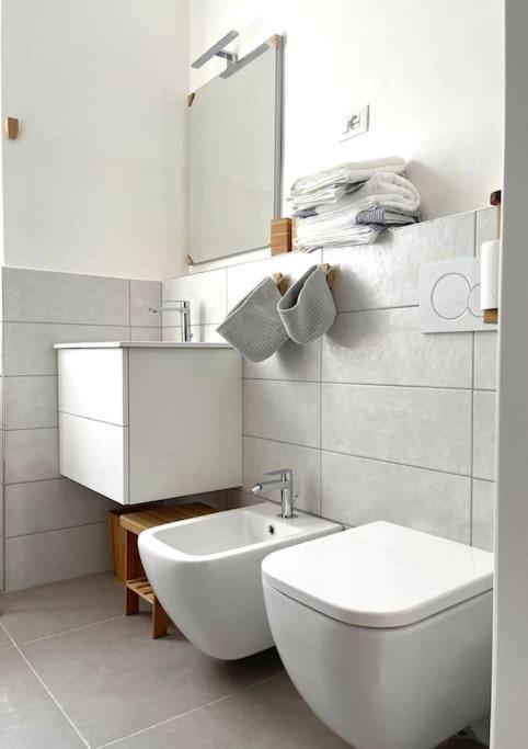 Leia Home W/Private Parking In Old Town Трієст Екстер'єр фото