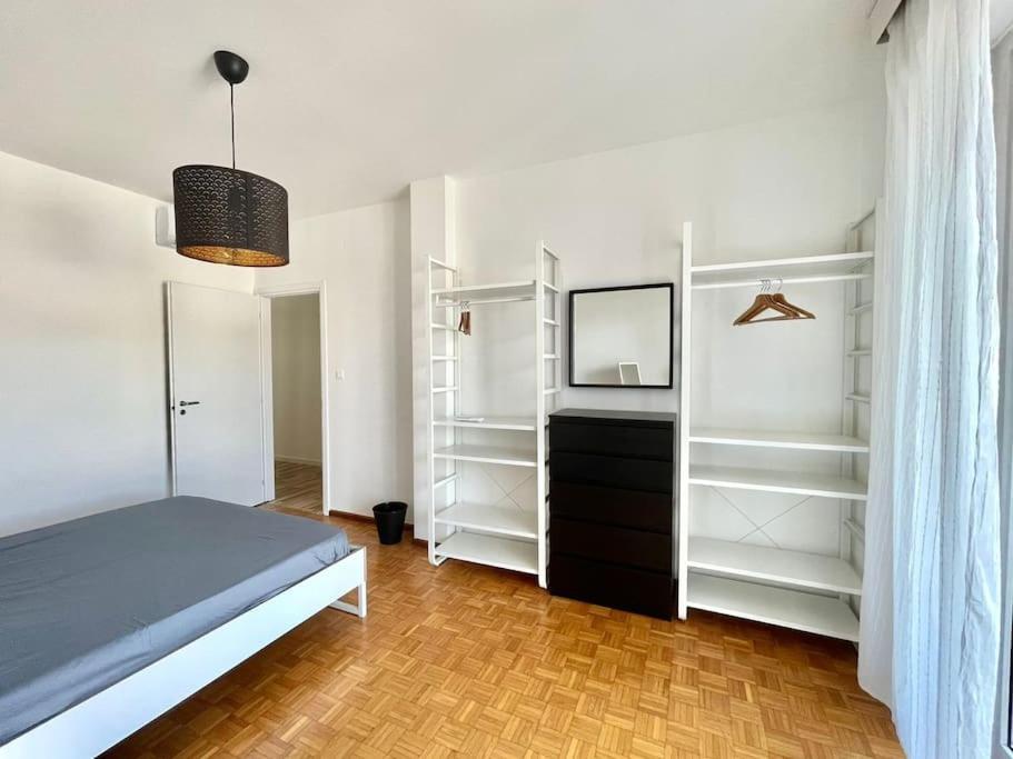 Leia Home W/Private Parking In Old Town Трієст Екстер'єр фото